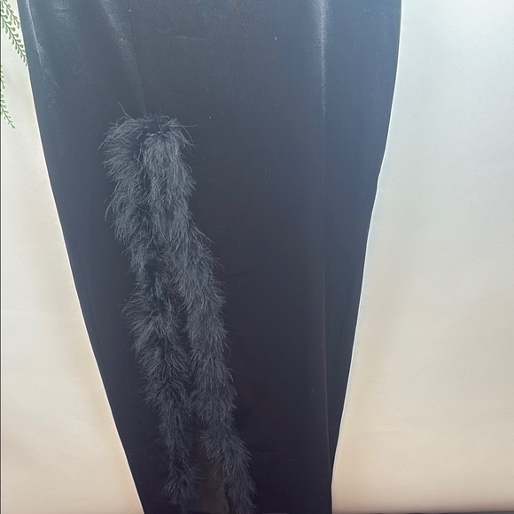 Windsor Black Strapless Dress ( ref T 233) - Picture 2 of 10